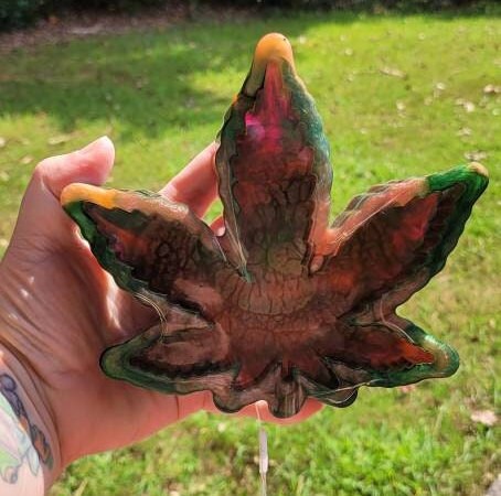 Custom Leaf Ashtray